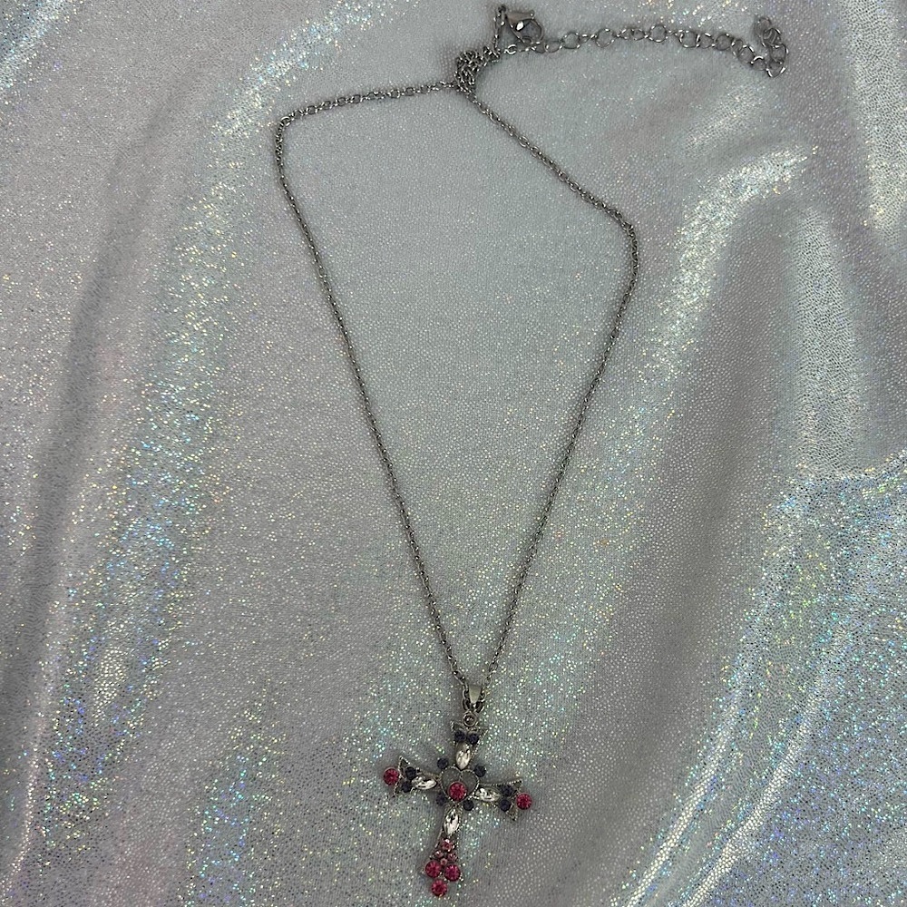 Necklace cross heart stunning jewels Elegant Silver red Pink Cross Necklace